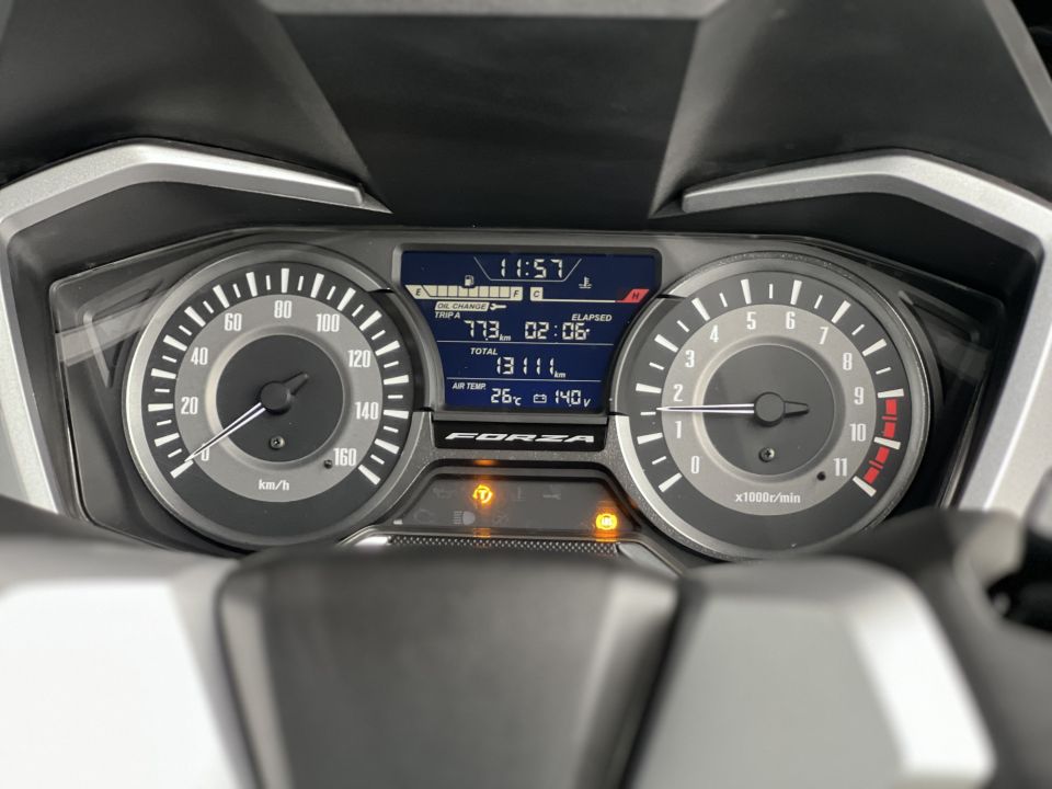 HONDA NSS FORZA 300 7