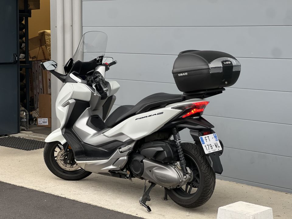 HONDA NSS FORZA 300 5