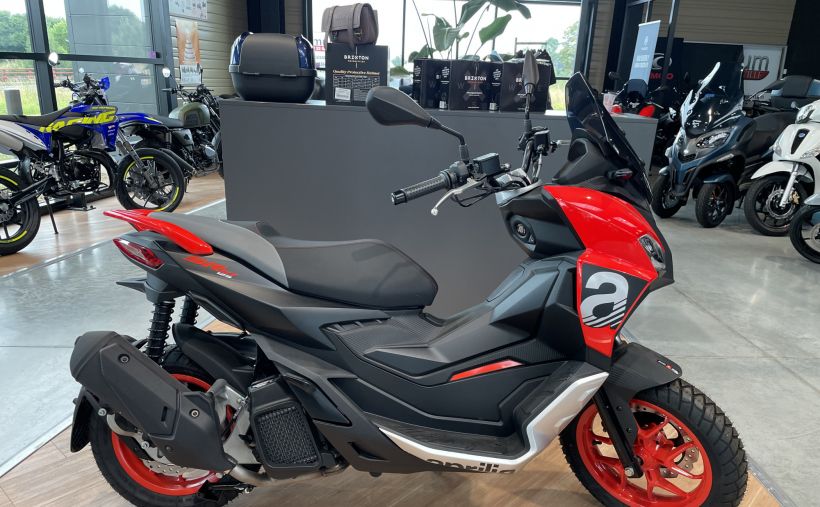 APRILIA SR 125 GT 0