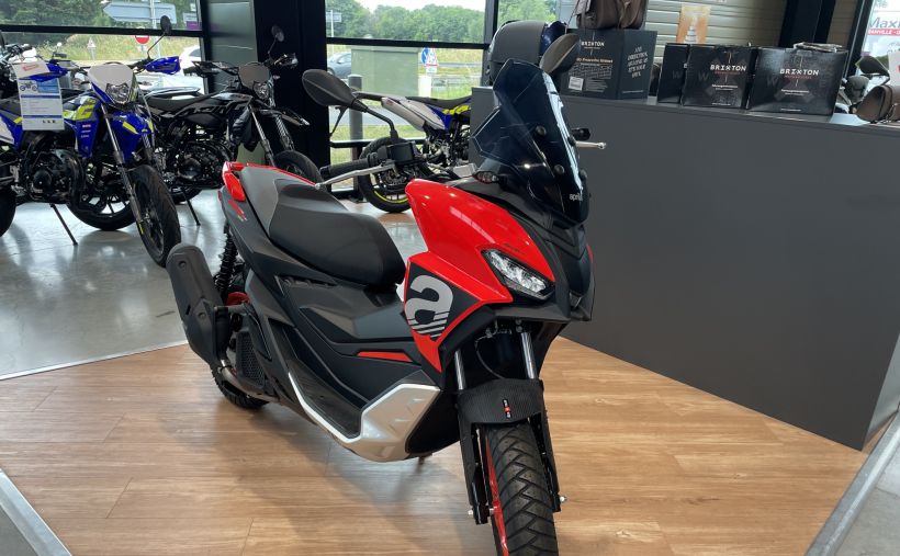 APRILIA SR 125 GT 2