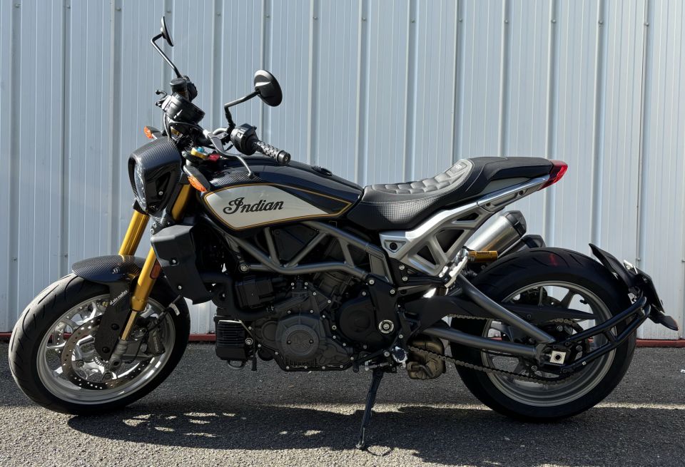 INDIAN FTR 1200 CARBON 7