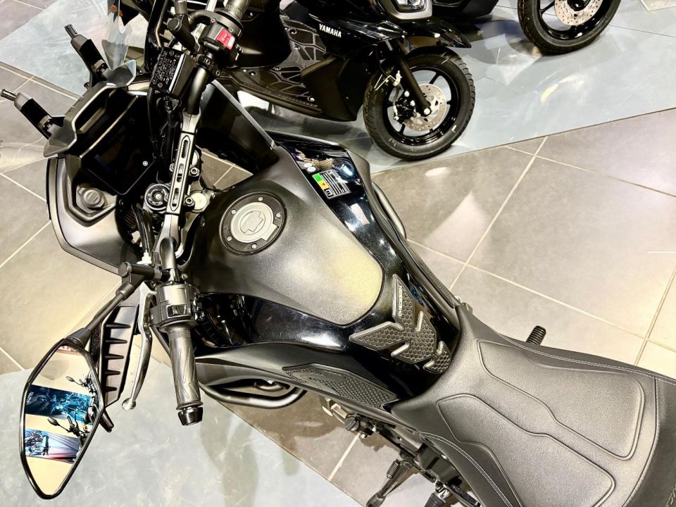 YAMAHA TRACER 7 GT 4