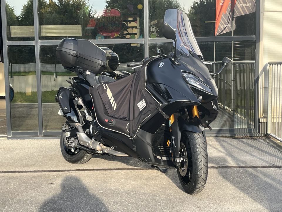 YAMAHA XP T-MAX 560 TECH MAX 1