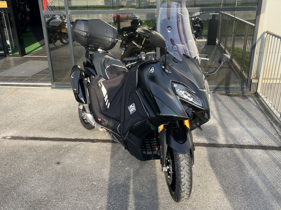 YAMAHA XP T-MAX 560 TECH MAX 2