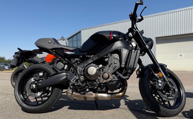 YAMAHA XSR 900 ABS 3