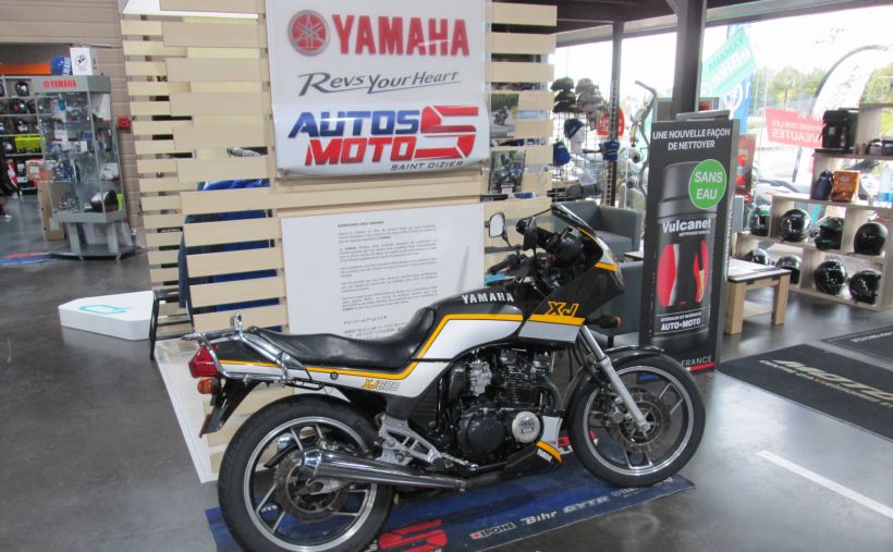 YAMAHA 600 XJ COLLECTOR 2