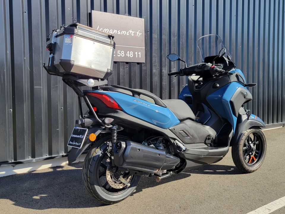 YAMAHA TRICITY 300 20