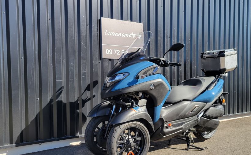YAMAHA TRICITY 300 5