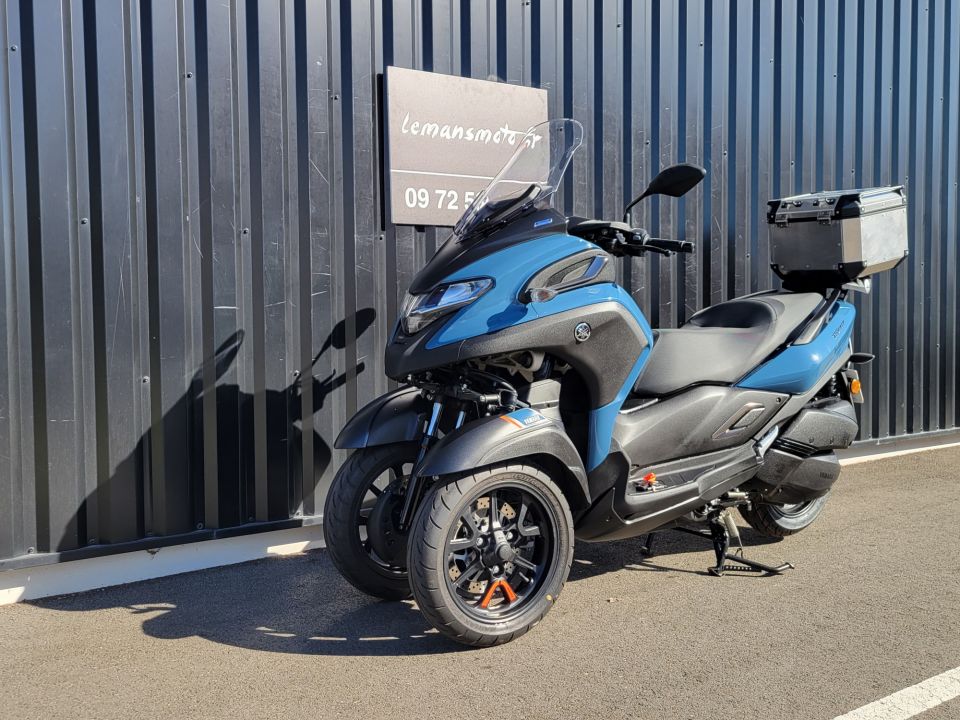 YAMAHA TRICITY 300 5