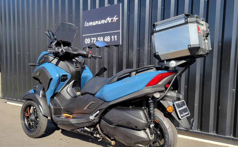 YAMAHA TRICITY 300 10