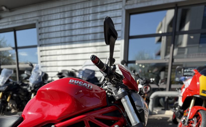 DUCATI MONSTER 1200 2