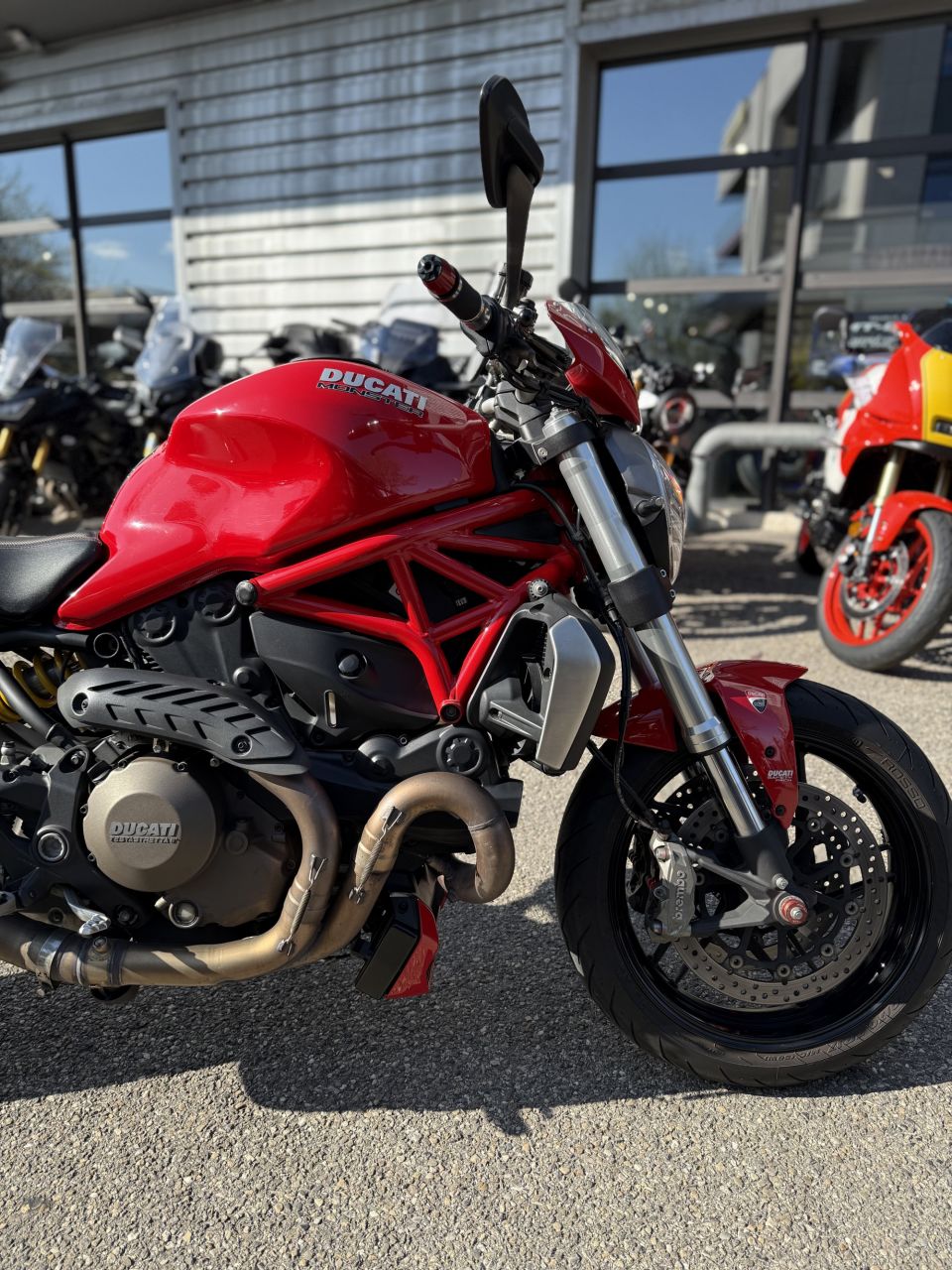 DUCATI MONSTER 1200 2