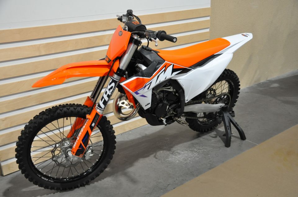 KTM 125 SX 11