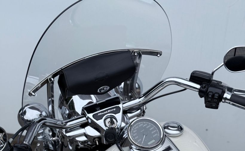 HARLEY-DAVIDSON ROAD KING CLASSIC 1690 7