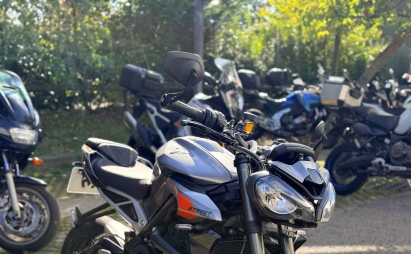 TRIUMPH STREET TRIPLE 765 RS 0