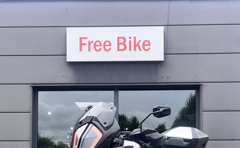 KTM 1290 SUPER ADVENTURE R 1