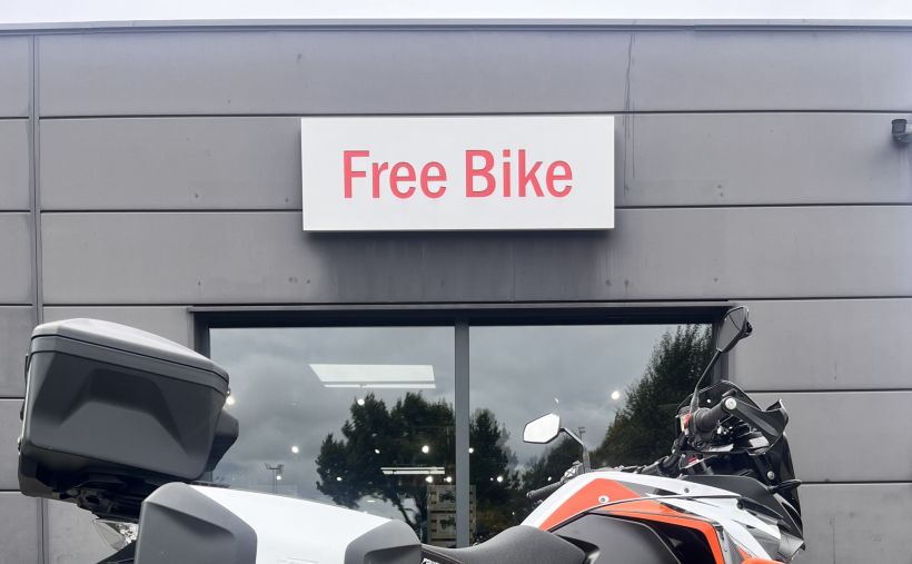KTM 1290 SUPER ADVENTURE R 3