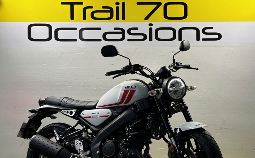 YAMAHA XSR 125 24