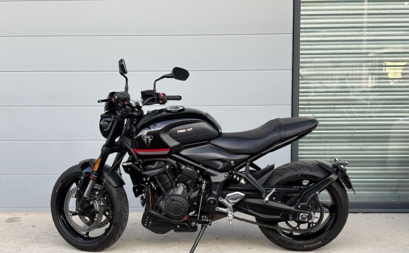 TRIUMPH TRIDENT 660 3