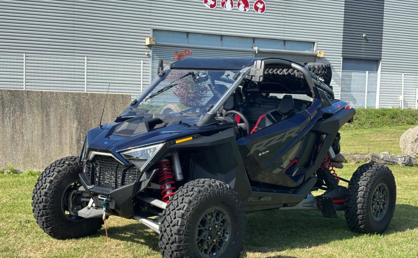 POLARIS RZR PRO R 0