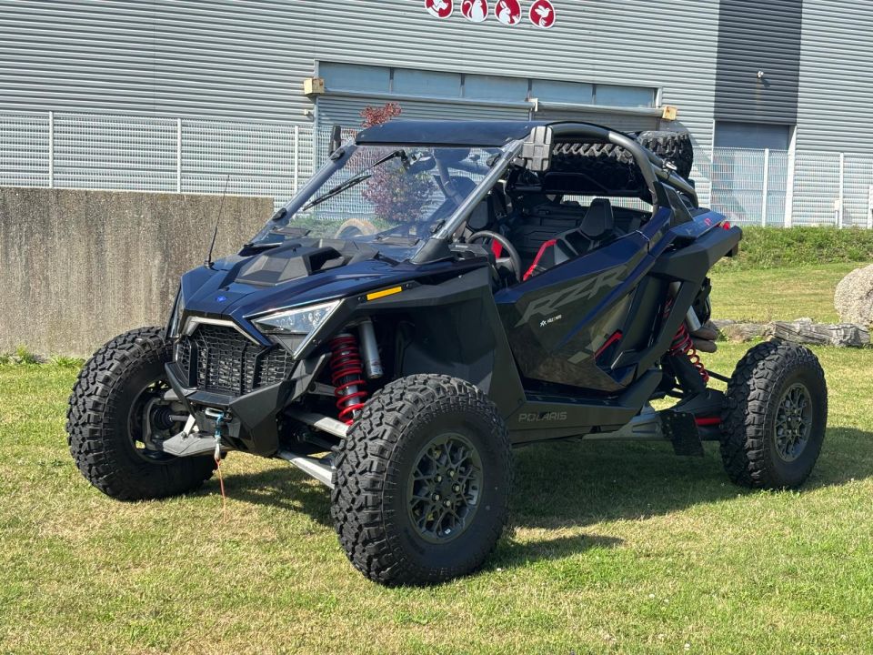 POLARIS RZR PRO R 0