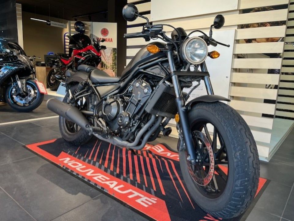 HONDA CMX 500 REBEL 2