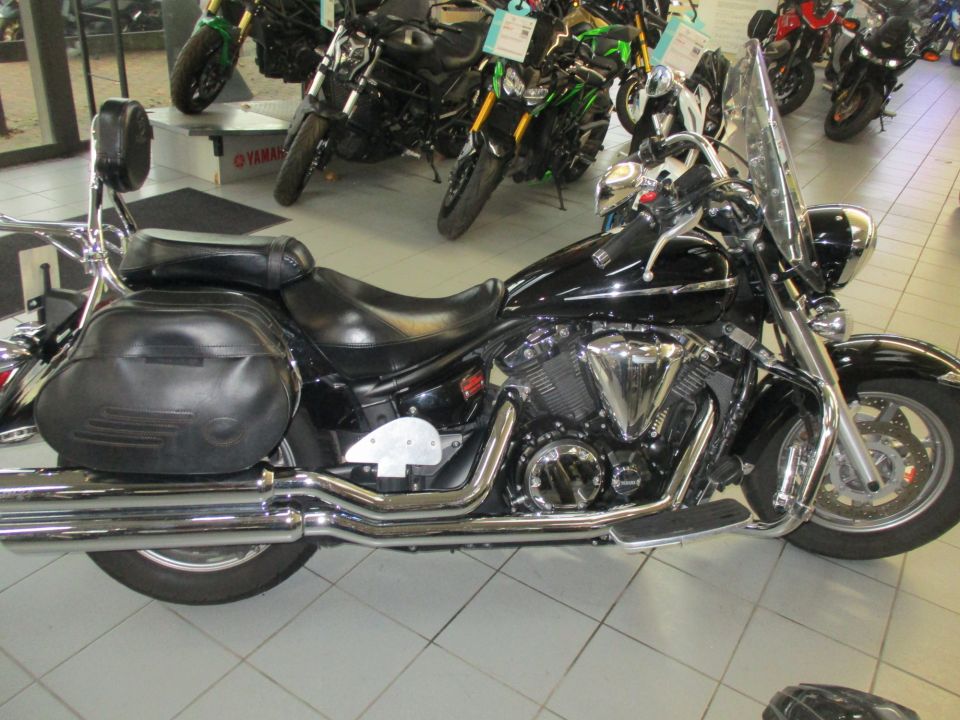 YAMAHA XVS 1300 30
