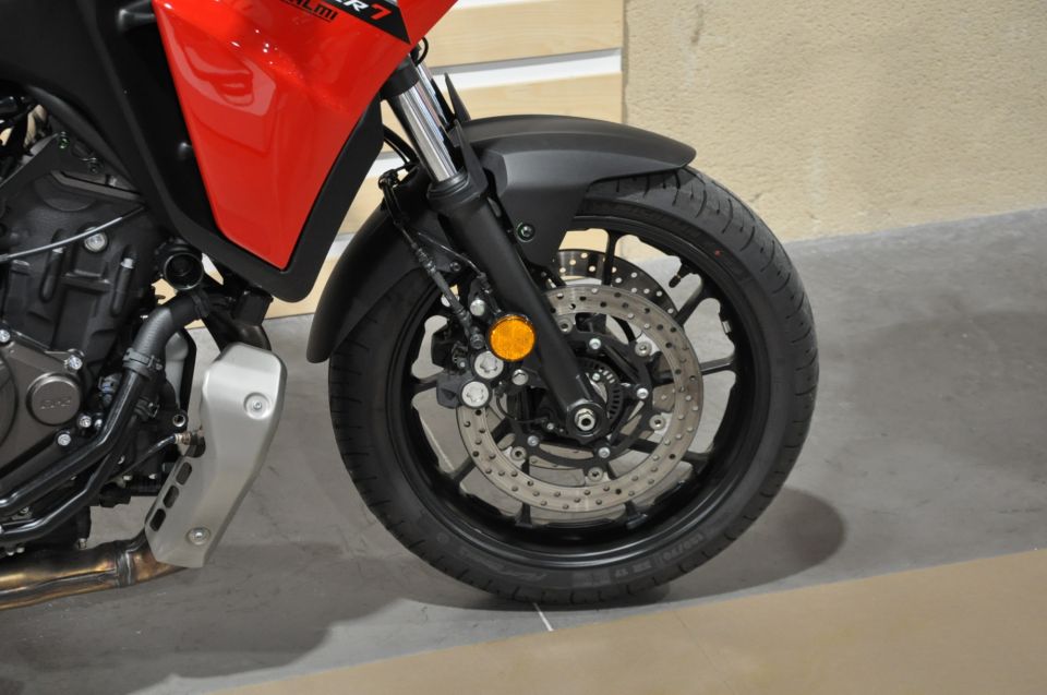 YAMAHA TRACER 7 2