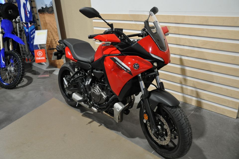 YAMAHA TRACER 7 6