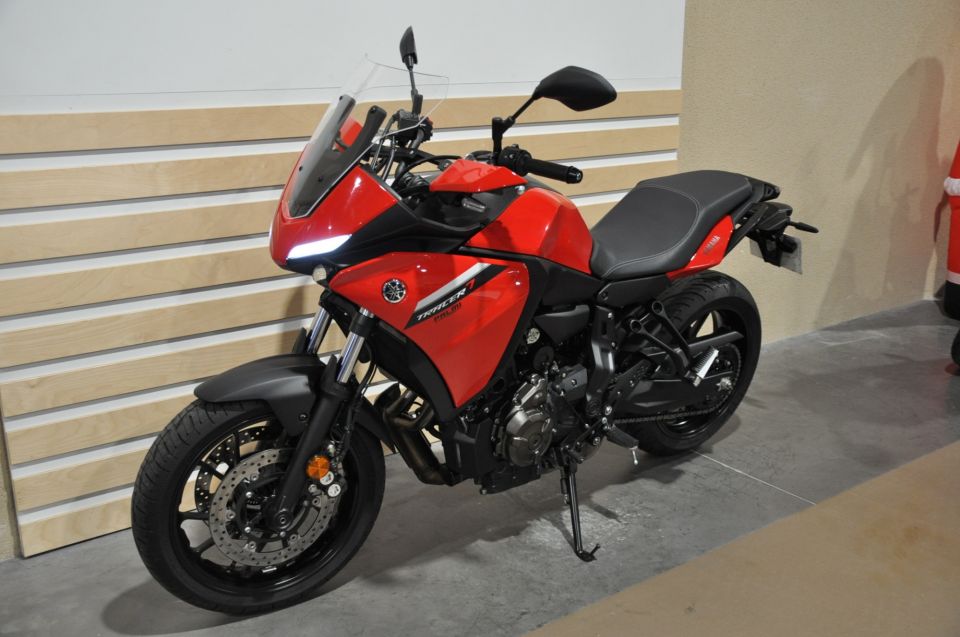 YAMAHA TRACER 7 13