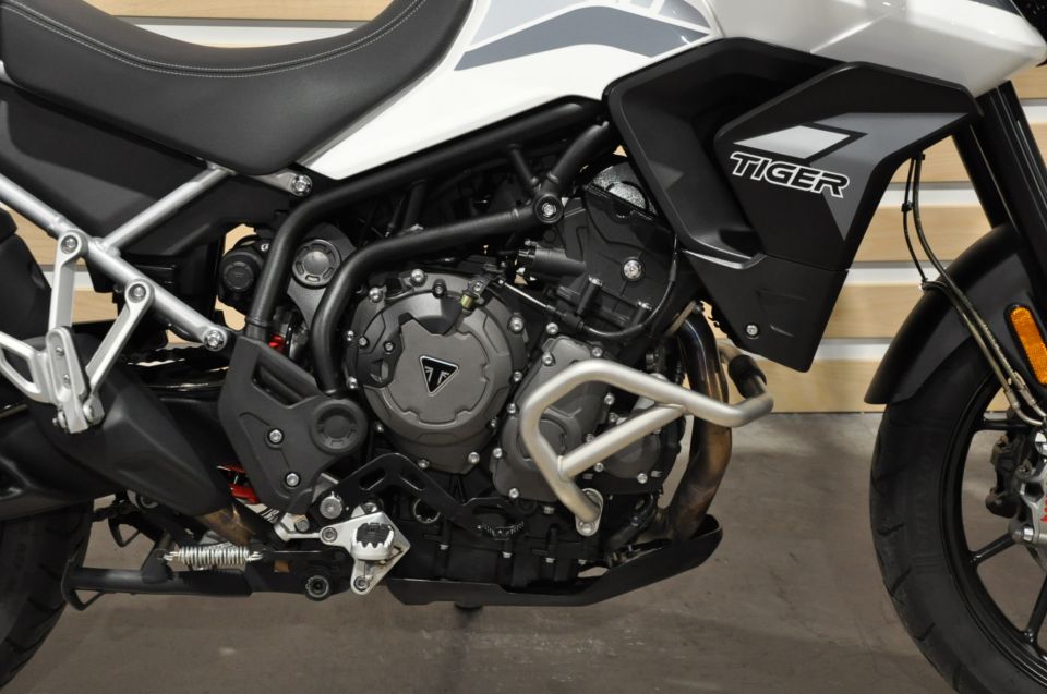 TRIUMPH Tiger 900 GT PRO 1