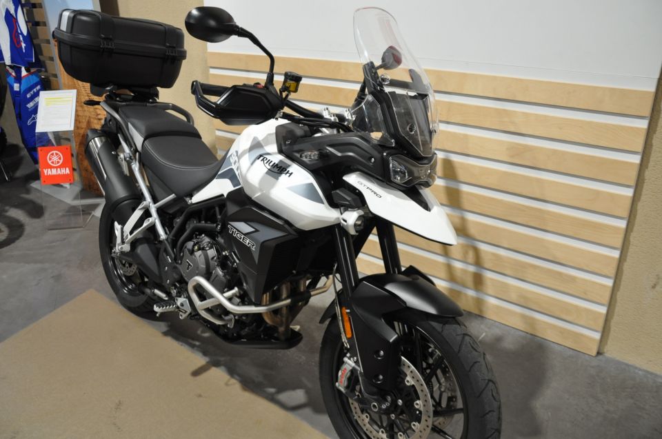 TRIUMPH Tiger 900 GT PRO 6