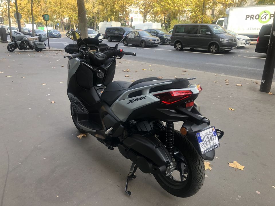 YAMAHA XMAX 125 TECH MAX+ 20