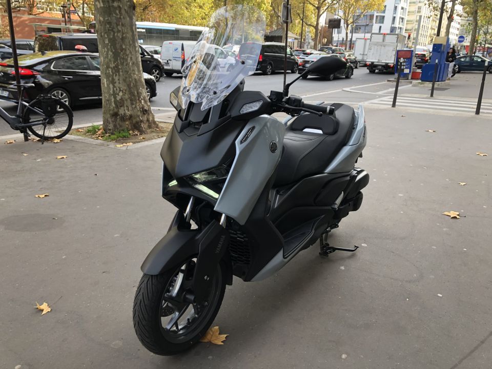 YAMAHA XMAX 125 TECH MAX+ 30