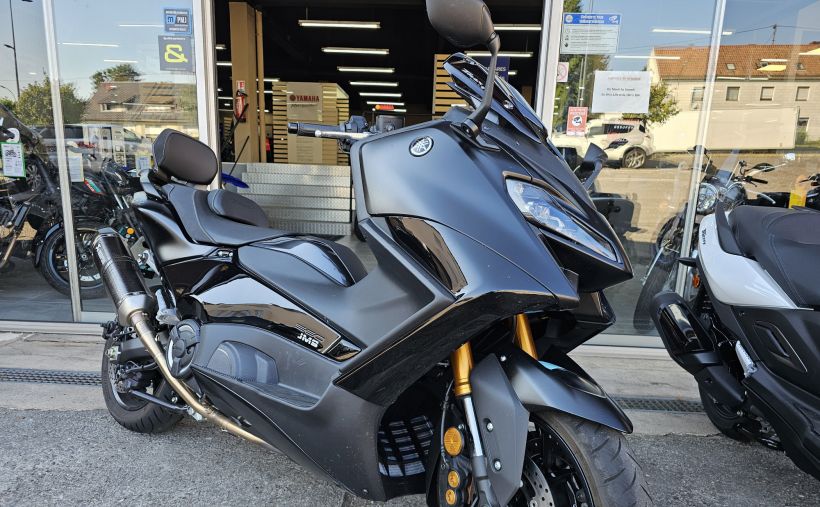 YAMAHA XP T-MAX 560 TECH MAX 1