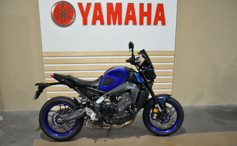 YAMAHA MT-09 0
