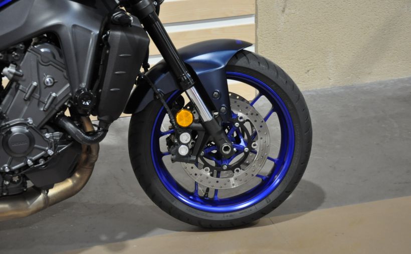 YAMAHA MT-09 2