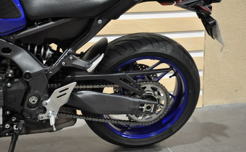 YAMAHA MT-09 8