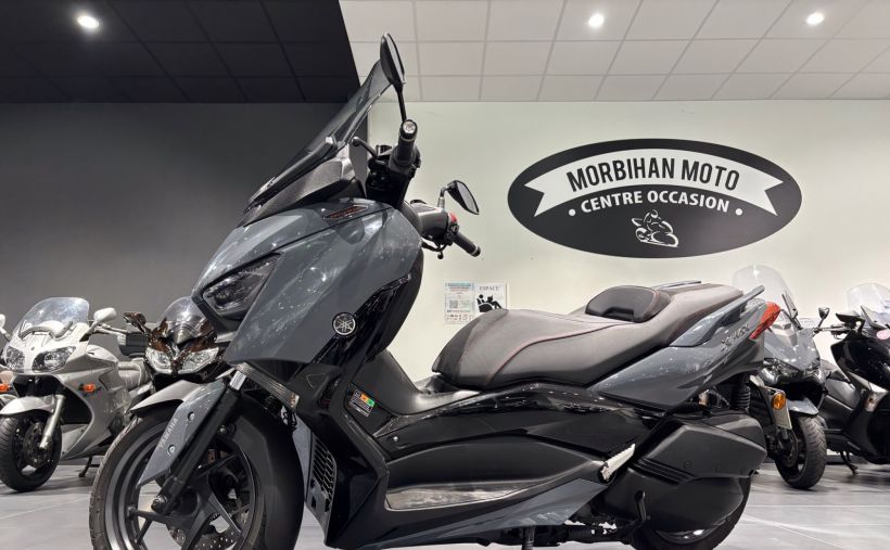 YAMAHA X-MAX 300 TECH MAX 0