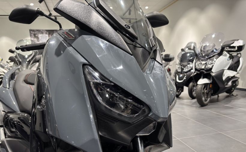YAMAHA X-MAX 300 TECH MAX 20