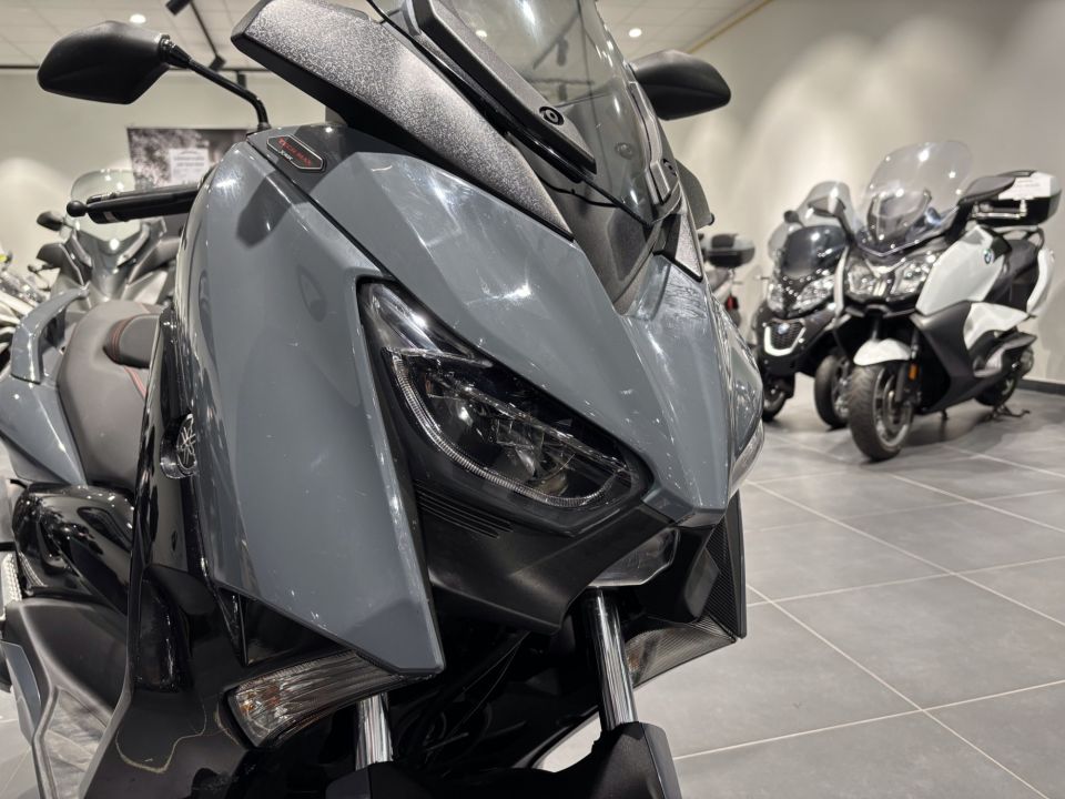 YAMAHA X-MAX 300 TECH MAX 20