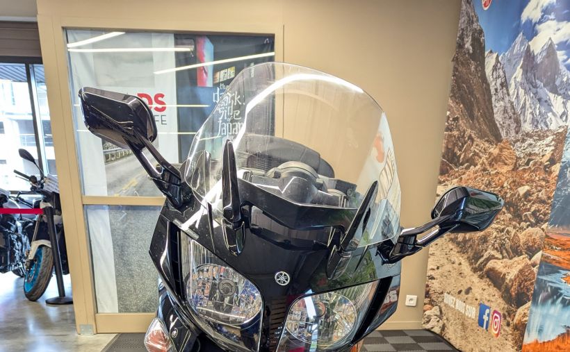 YAMAHA FJR 1300 ABS 4