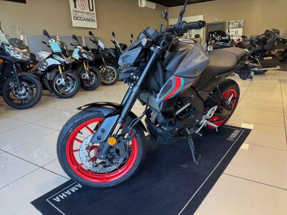 YAMAHA MT-125 ABS 2
