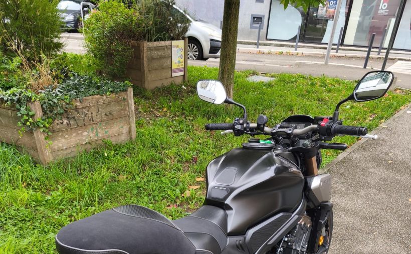 HONDA CB650R Neo Sports Café 2