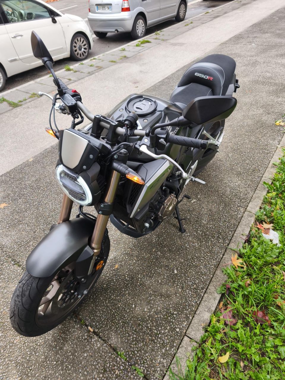 HONDA CB650R Neo Sports Café 5