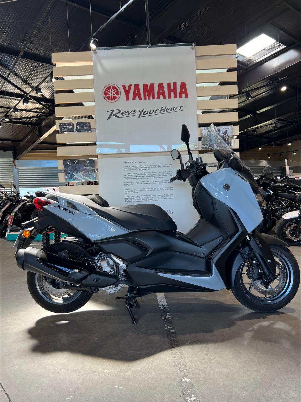 YAMAHA X-MAX 125 TECH MAX 5