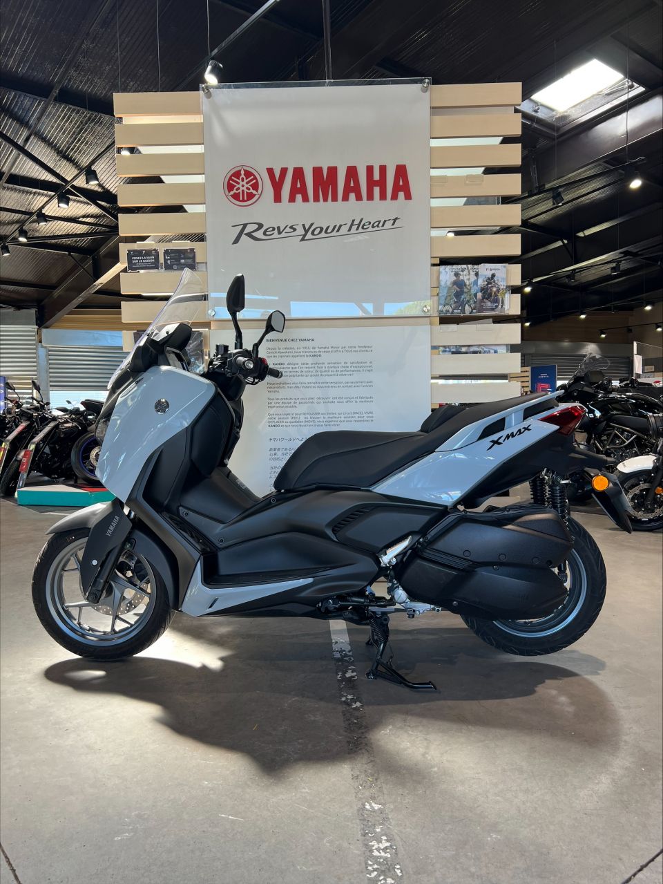 YAMAHA X-MAX 125 TECH MAX 2