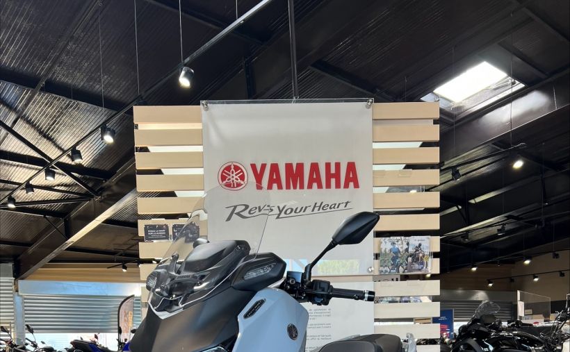 YAMAHA X-MAX 125 TECH MAX 0