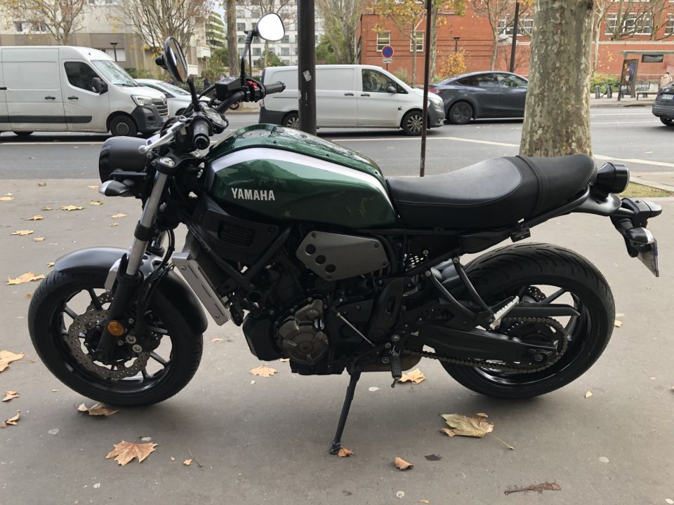 YAMAHA XSR 700 25