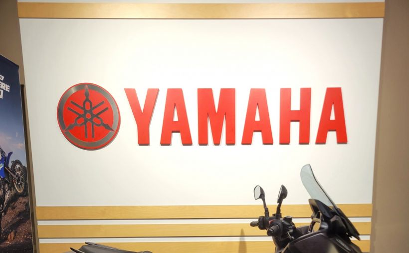 YAMAHA X-MAX 125 TECH MAX 1